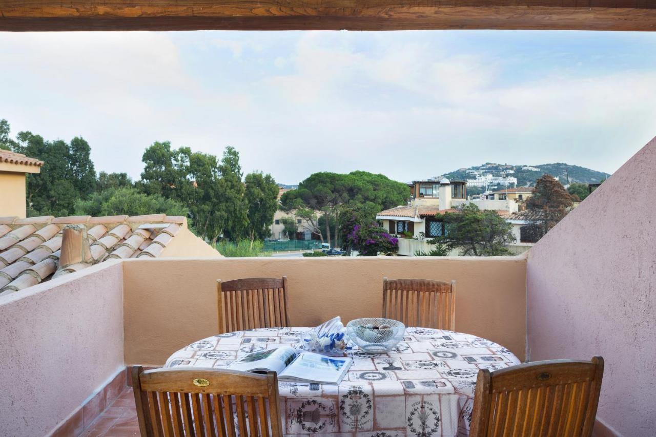 Residence Bougainvillae Liscia di Vacca Exterior photo
