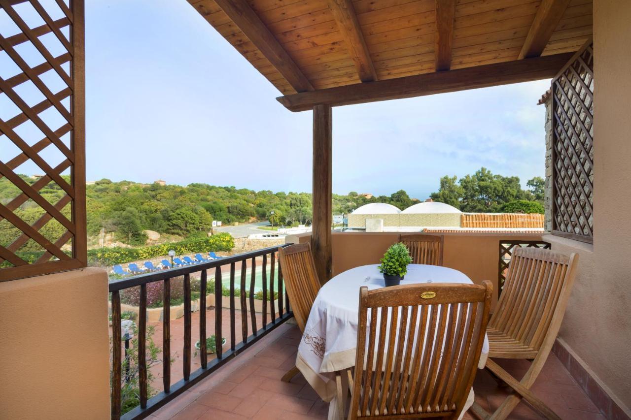 Residence Bougainvillae Liscia di Vacca Exterior photo
