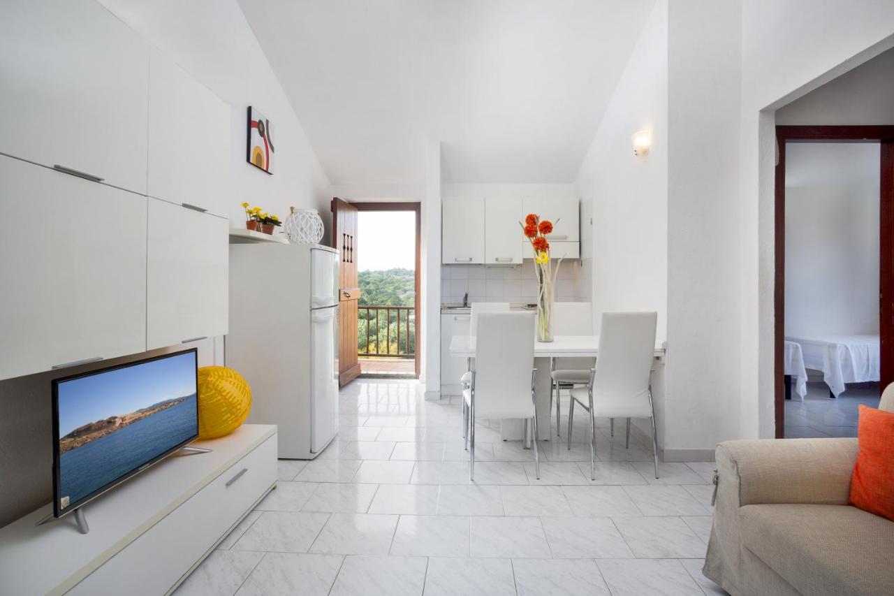 Residence Bougainvillae Liscia di Vacca Exterior photo